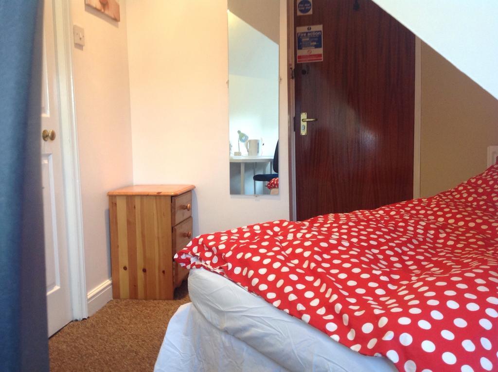 Clift Guest House Bristol Room photo